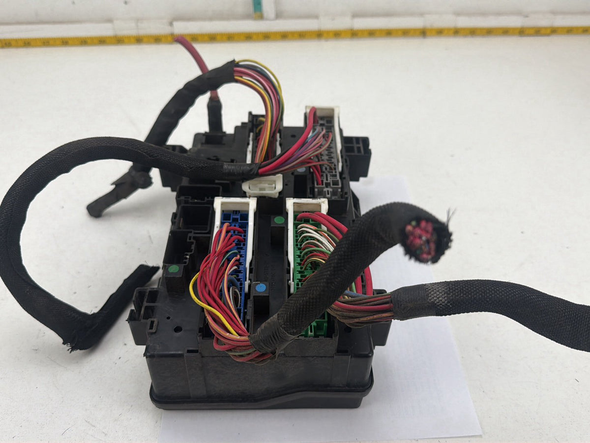 2013-2018 Ram 1500 Fuse Box Junction Block Wire Harness Connectors OEM