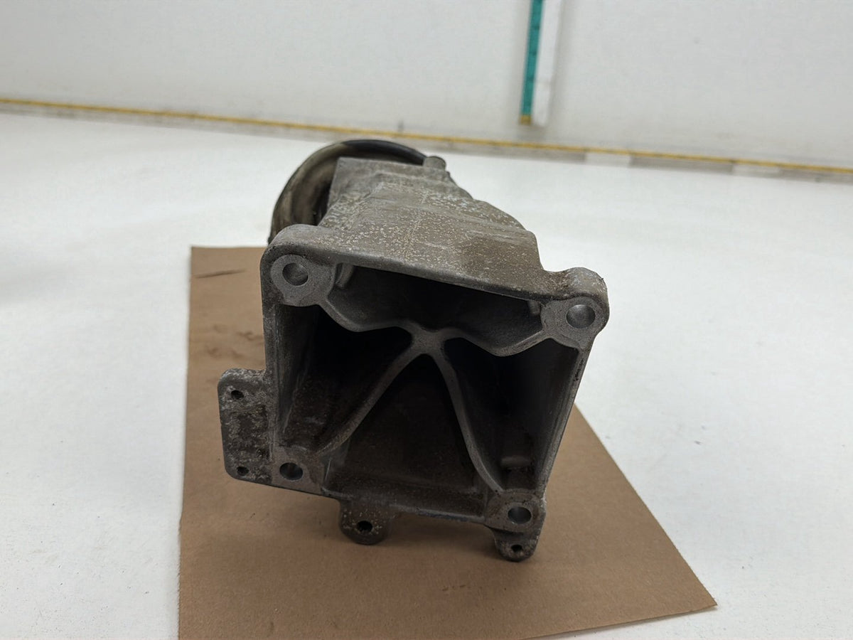 2007-2013 Mercedes-Benz S-Class W221 S550 Right Engine Mount A2212406317 OEM