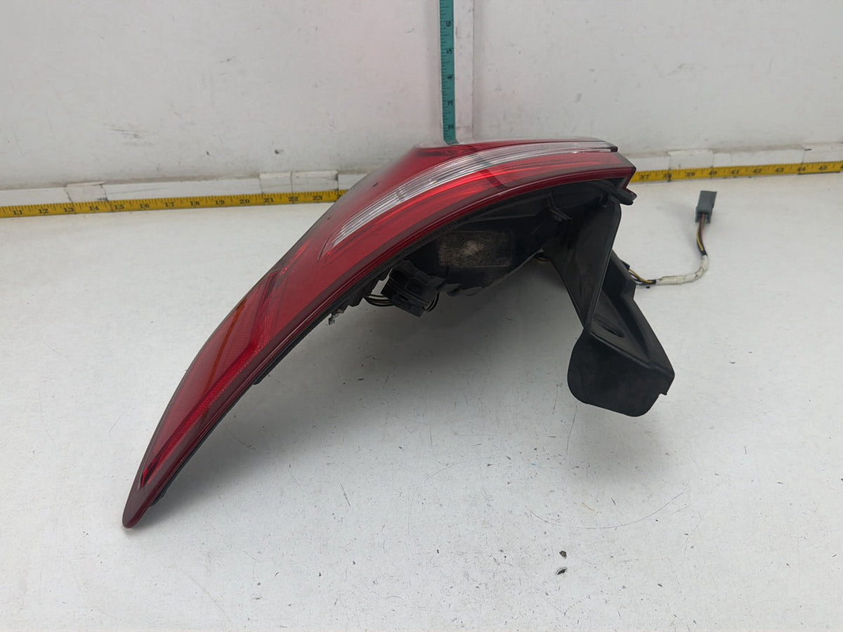 2011-2015 Ford Explorer Rear Right Passenger Side Tail Light BB53-13B504-A OEM