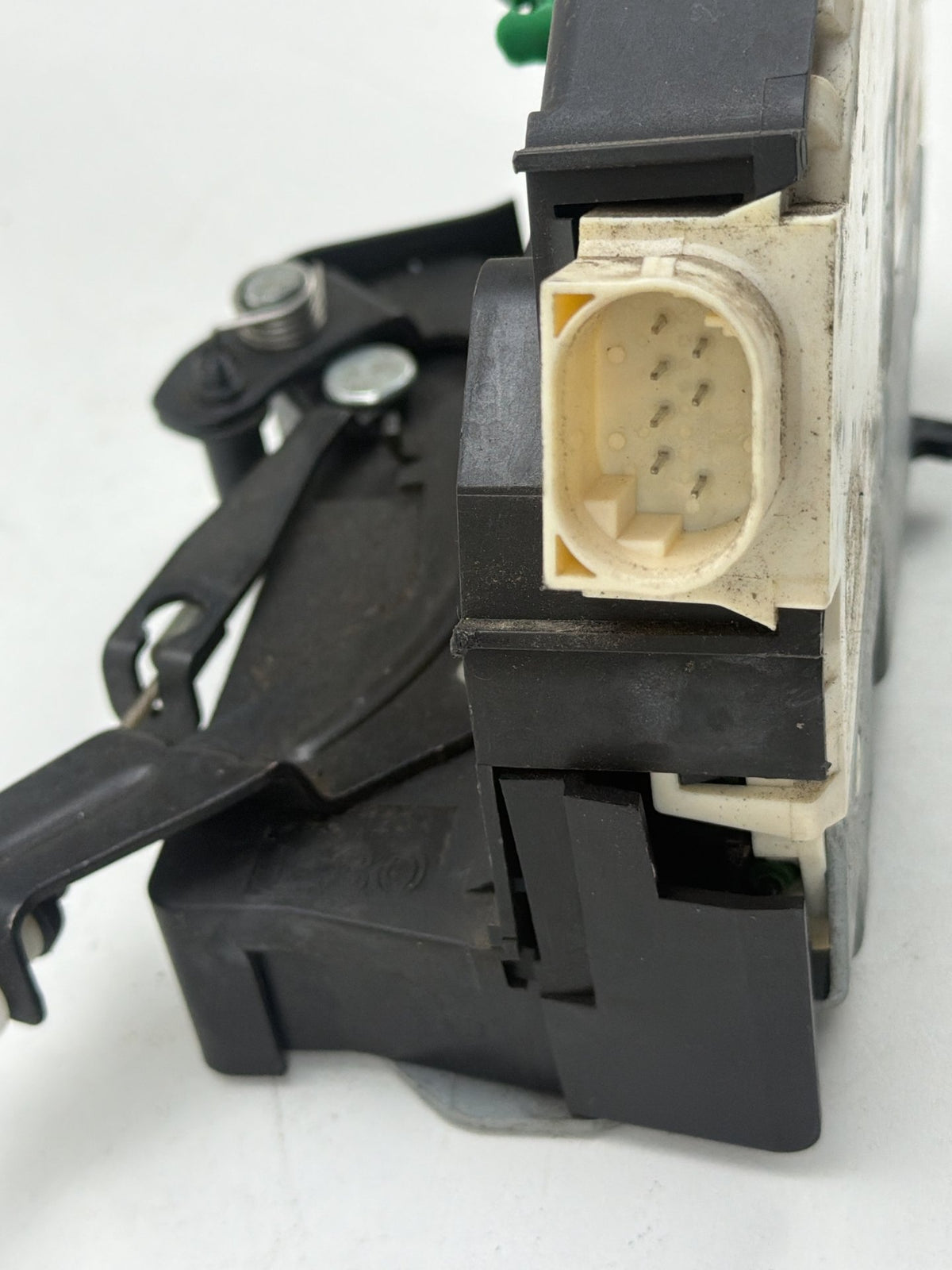 2010-2012 Land Rover Range Rover L322 Rear Right Side Door Lock Actuator OEM