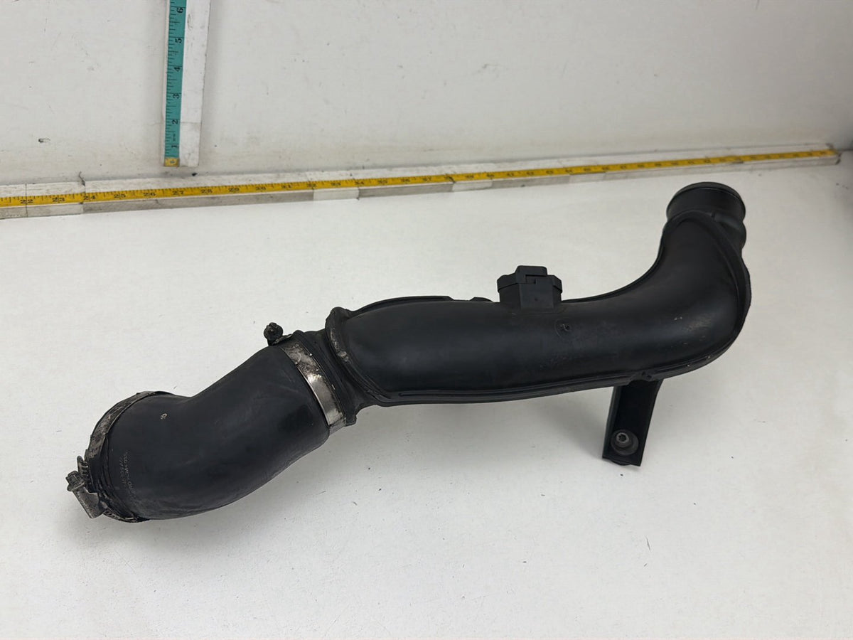 2009-2017 Volkswagen Tiguan MK1-5N-2.0L Turbo Intercooler Hose Pipe w/Sensor OEM