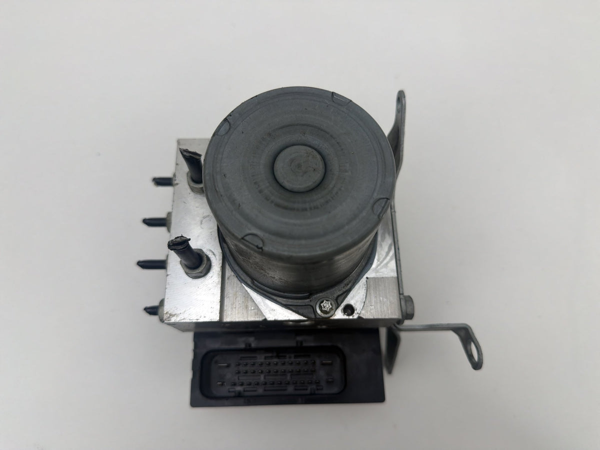2009-2011 BMW 335i xDrive ABS Pump Anti-Lock Brake Pump 6768550, 6780161 OEM