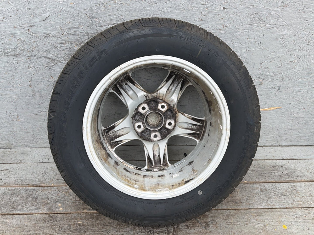 2003-2006 Porsche Cayenne Alloy Wheel Rim w/ Tire 8JX18 ET57 7L5601025C OEM