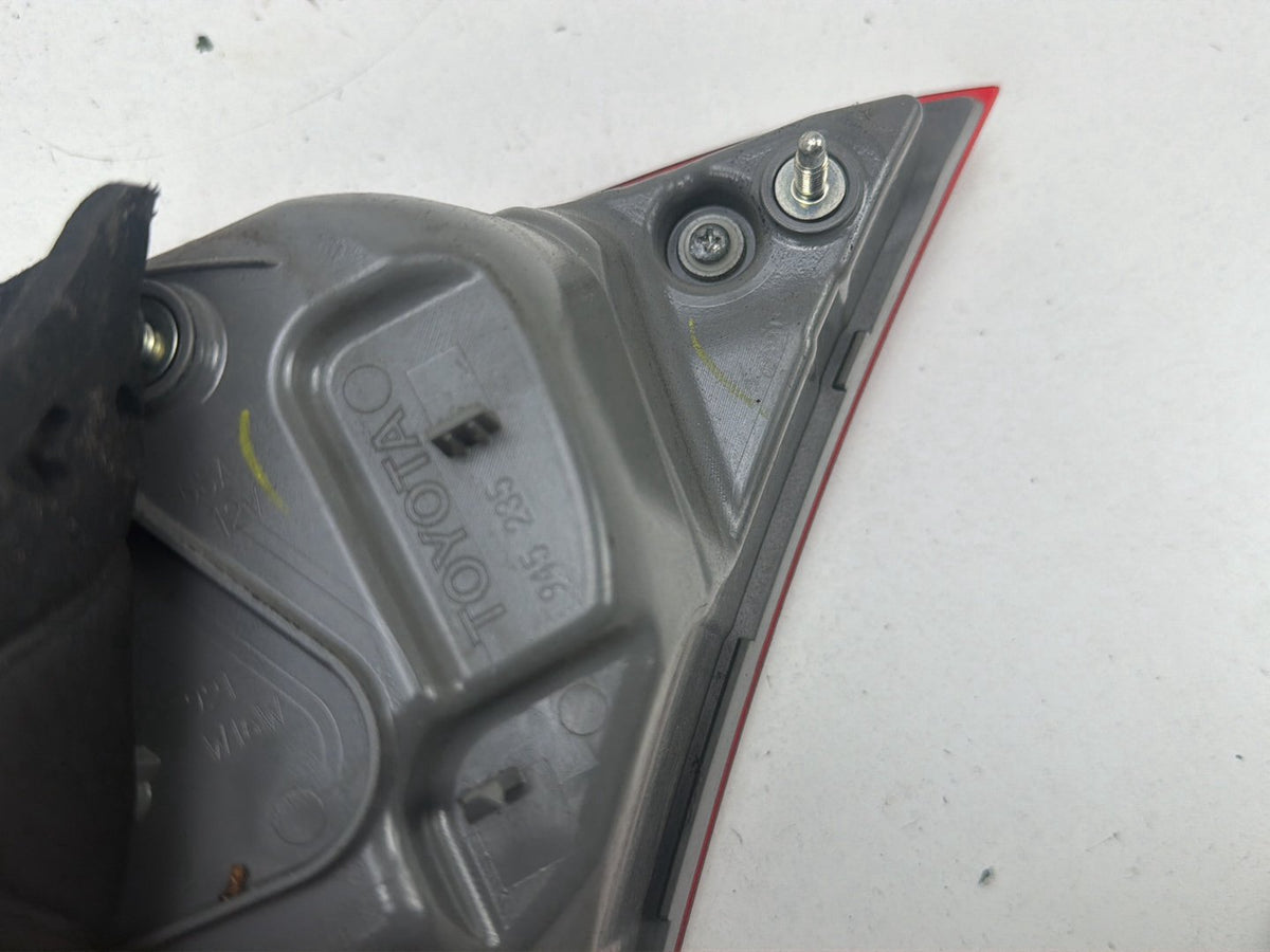 2015-2017 Toyota Camry XV50 - Rear Right Passenger Tail Light 945 235 OEM