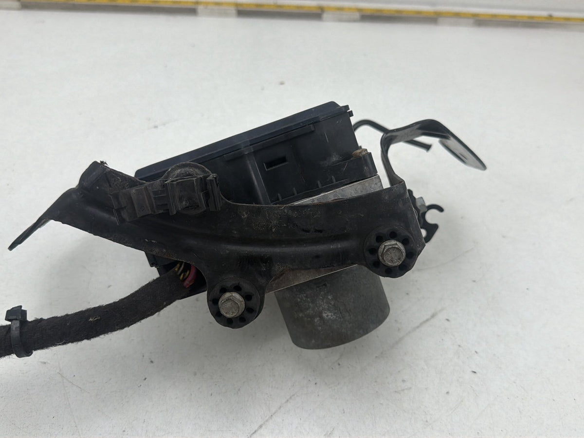 2011 - 2013 Mini Cooper S R56 1.6L - ABS Pump Brake Control Module 54085585D OEM