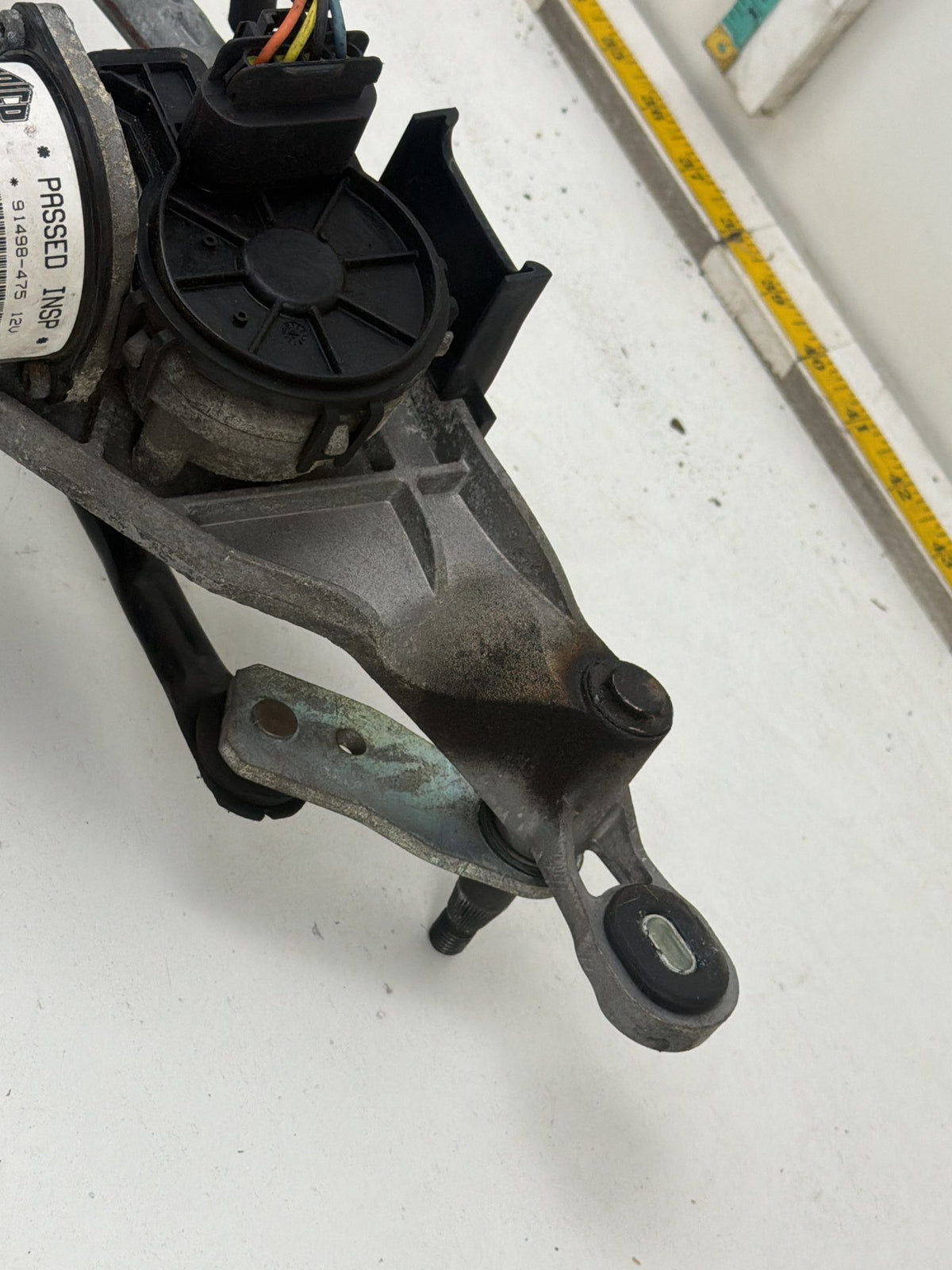 2014-2020 Maserati Ghibli III M157 Front Windshield Wiper Motor & Linkage OEM