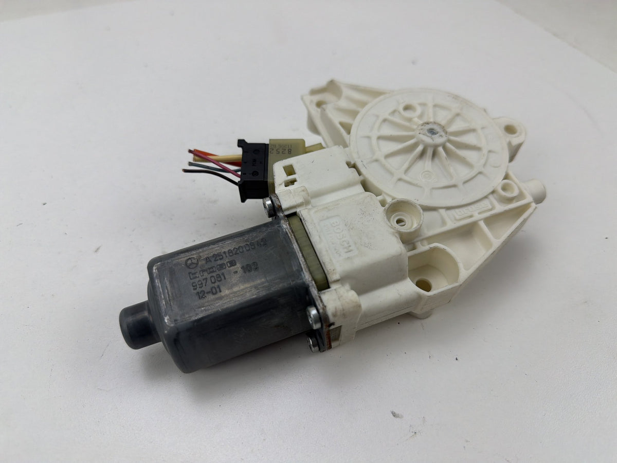 2006-2012 Mercedes-Benz R350 Front Right Window Regulator Motor A2518200842 OEM