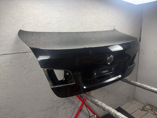 2011-2016 BMW 550i xDrive Rear Trunk Lid Deck Lid Assembly OEM