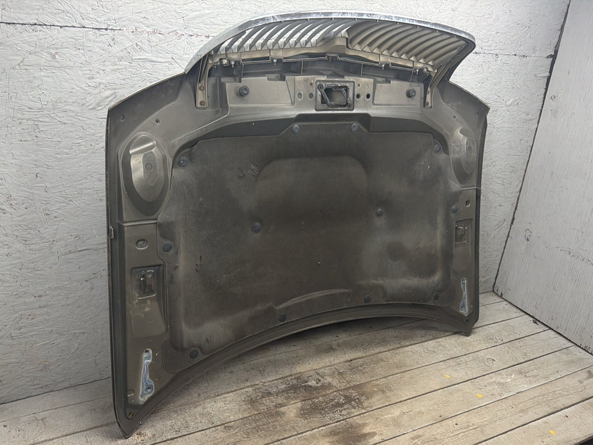 2003-2006 Lincoln Navigator U228 - Front Hood Bonnet OEM