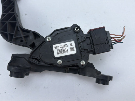 2015-2018 Kia Sedona Accelerator Gas Pedal Assembly Sensor Unit 32700-A9110 OEM