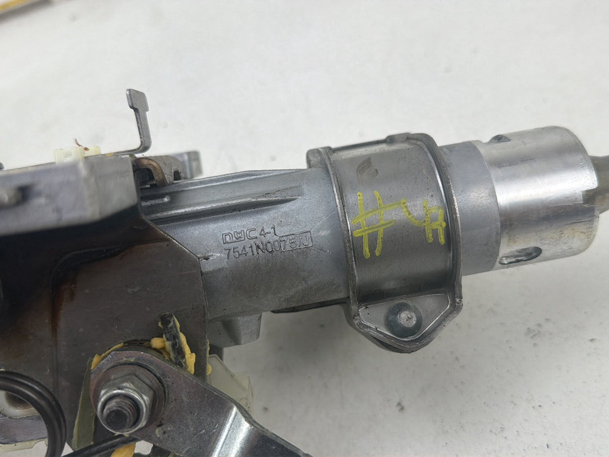 2015 - 2019 Toyota Sienna FWD - Steering Wheel Column Assemly Shaft Rod OEM