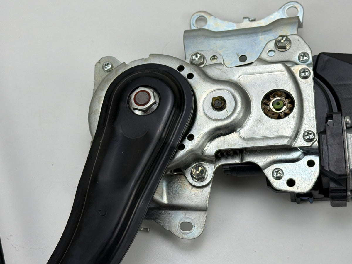 2011-2013 Infiniti QX56 Rear Trunk Lid Hatch Back Door Liftgate Actuator OEM