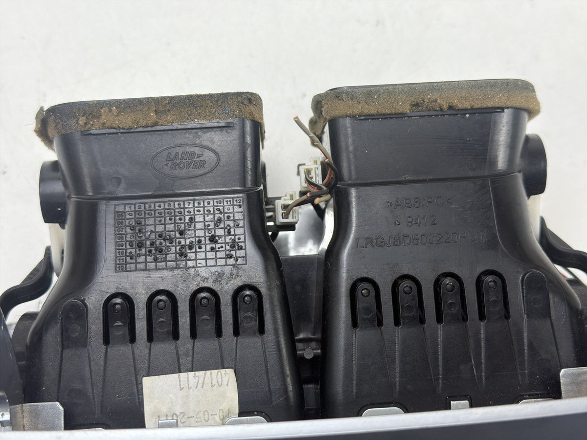 2010-2013 Land Rover Range Rover Rear Console Air Vent LRGJBD500220PUY OEM