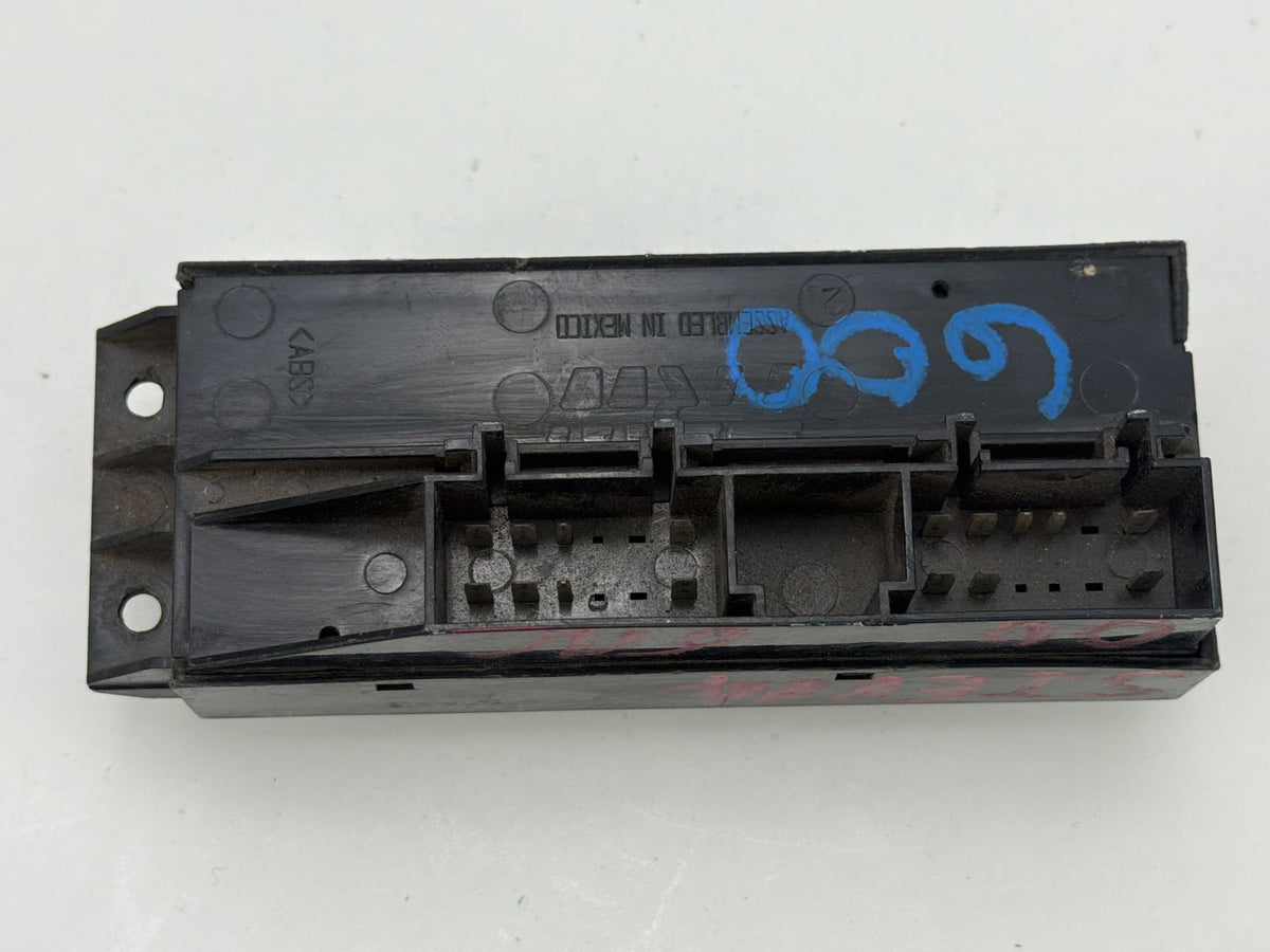 1999-2002 GMC Sierra 1500 Front Left Driver Side Door Master Window Switch OEM