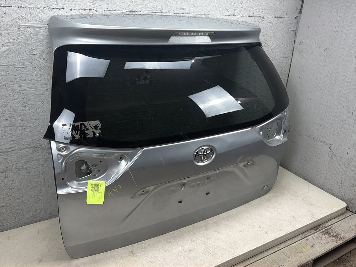 2011-2017 Toyota Sienna L30 Rear Trunk Deck Lid Liftgate Tailgate Assembly OEM