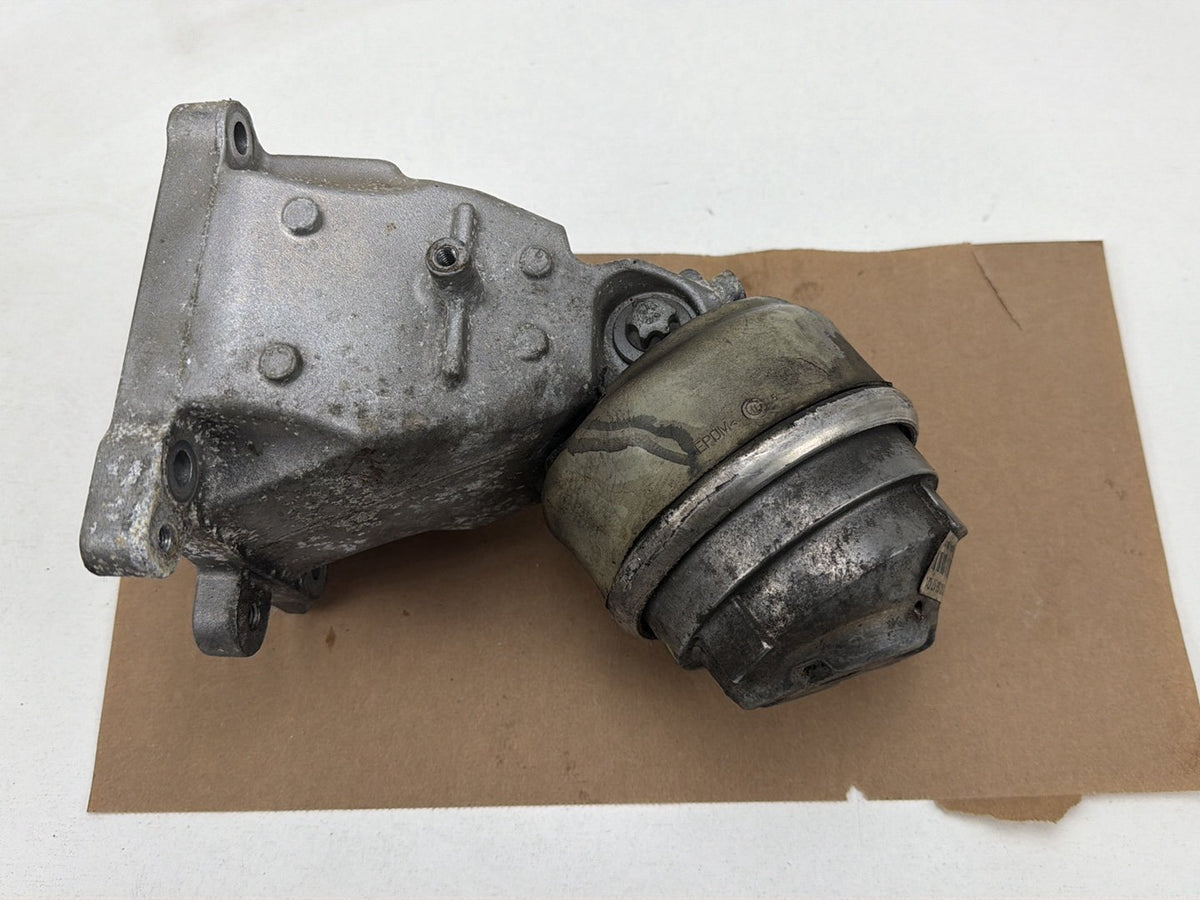 2007-2013 Mercedes-Benz S-Class W221 S550 Right Engine Mount A2212406317 OEM