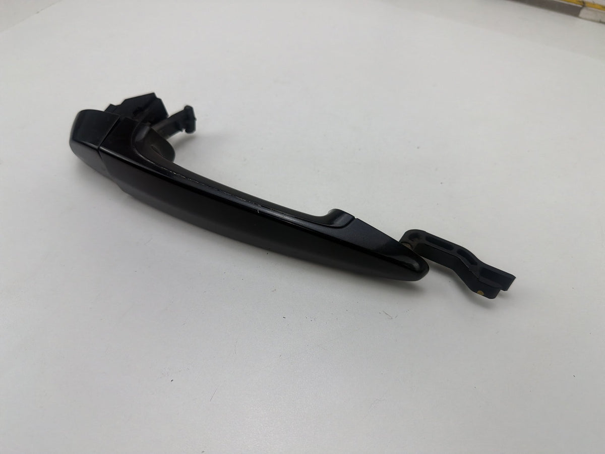 2009-2011 BMW 335i xDrive Front Right Passenger Side Exterior Door Handle OEM