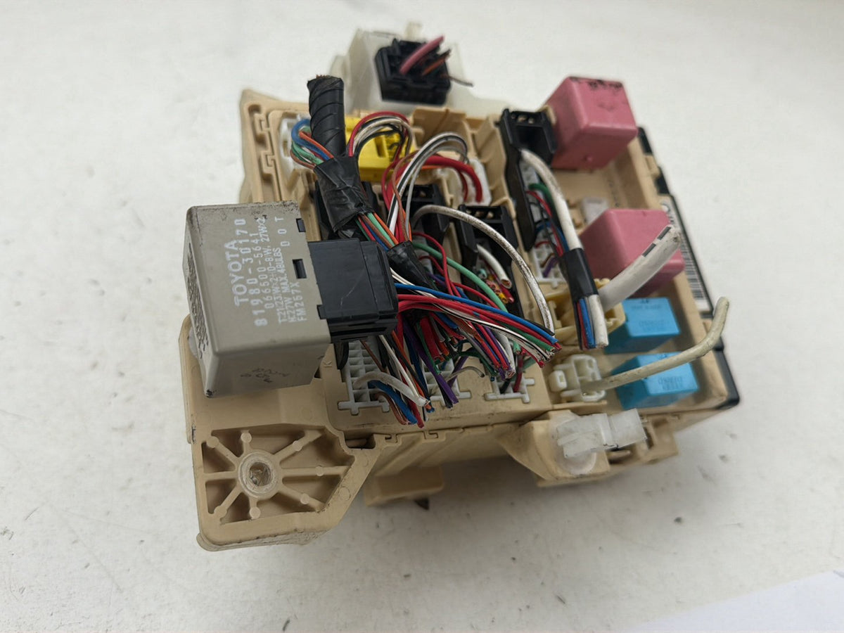 2007-2009 Lexus ES350 Cabin Interior Fuse Box Junction Block OEM