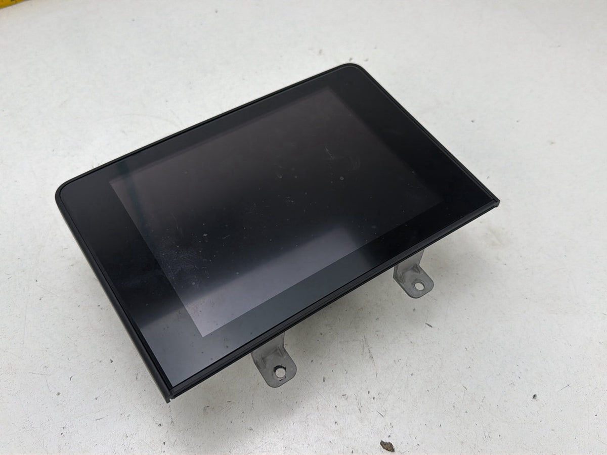 2014-2017 Maserati Ghibli Dash Navigation Info Display Screen 670104486 OEM