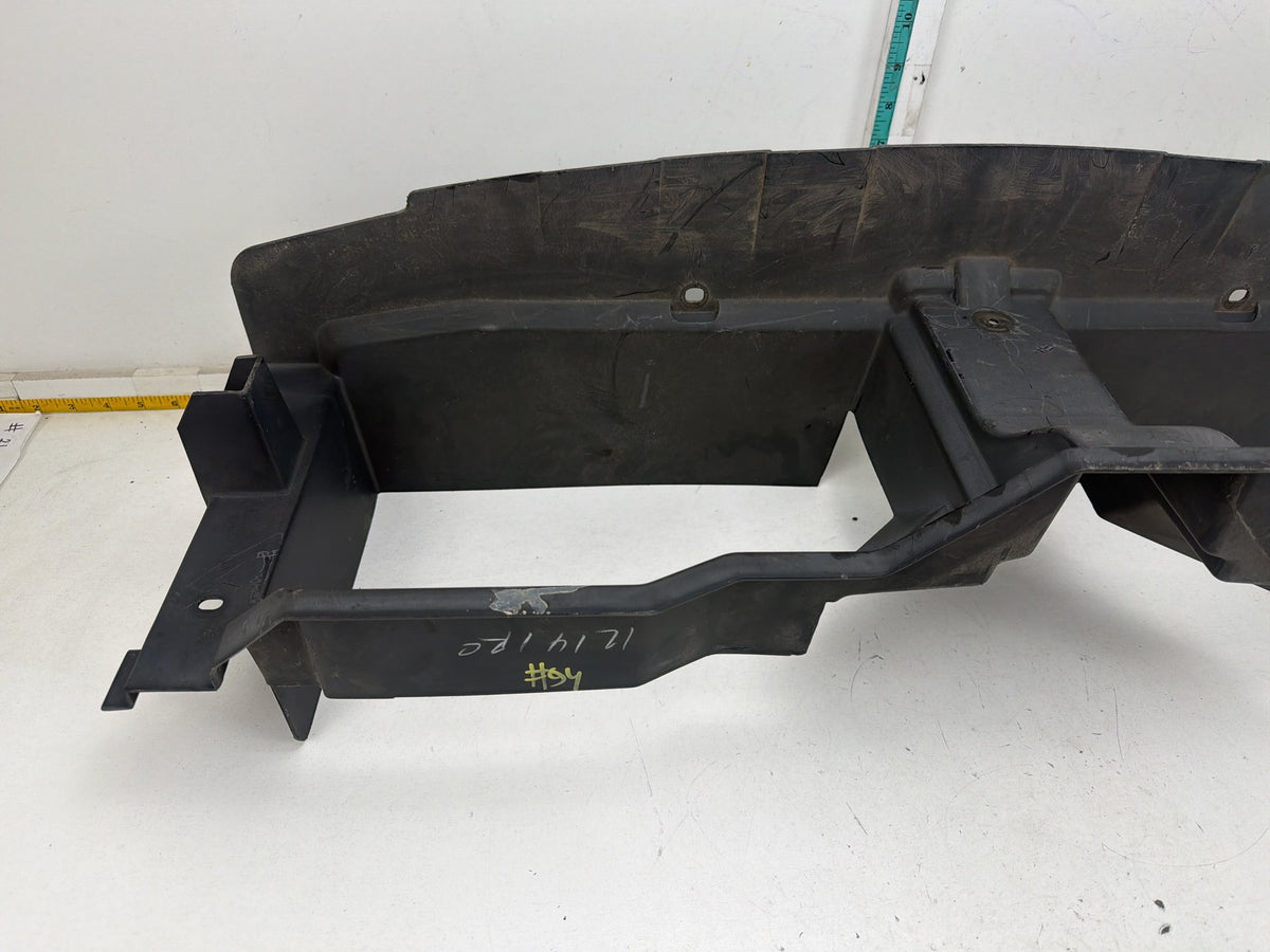 2003-2006 Lincoln Navigator U228 Radiator Upper Cover Panel Air Deflector OEM
