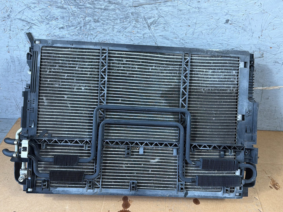 2007-2013 Mercedes-Benz S500 W221 Engine Radiator w/ Cooling Fan A2215000993 OEM