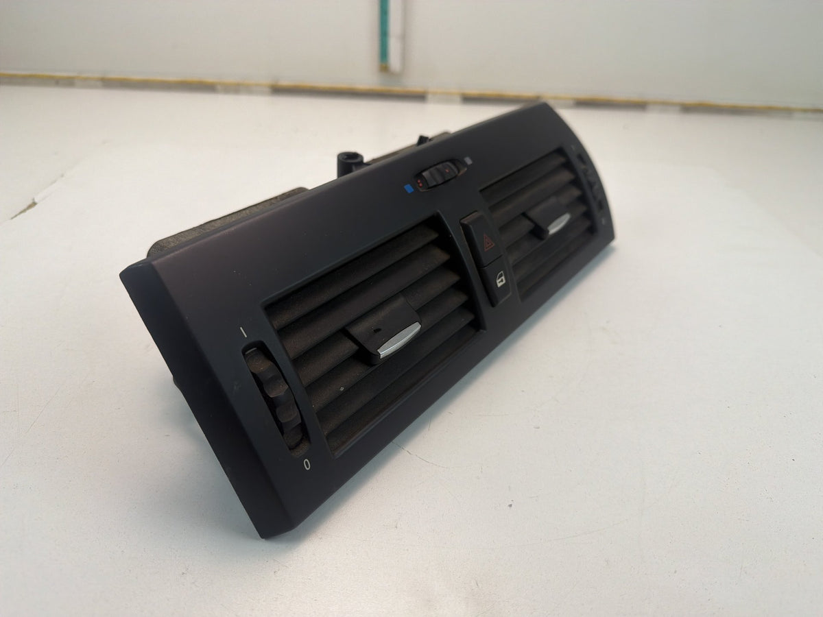 2004-2010 BMW X3 Centre Dash Climate AC Air Vent Assembly Black 3415965 OEM