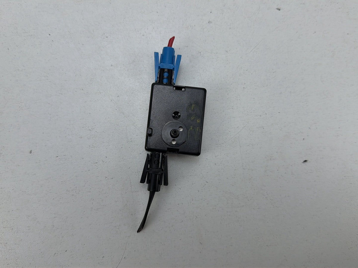 2014-2016 BMW 228i F22-Radio Antenna Control Module SY9231466 02 OEM