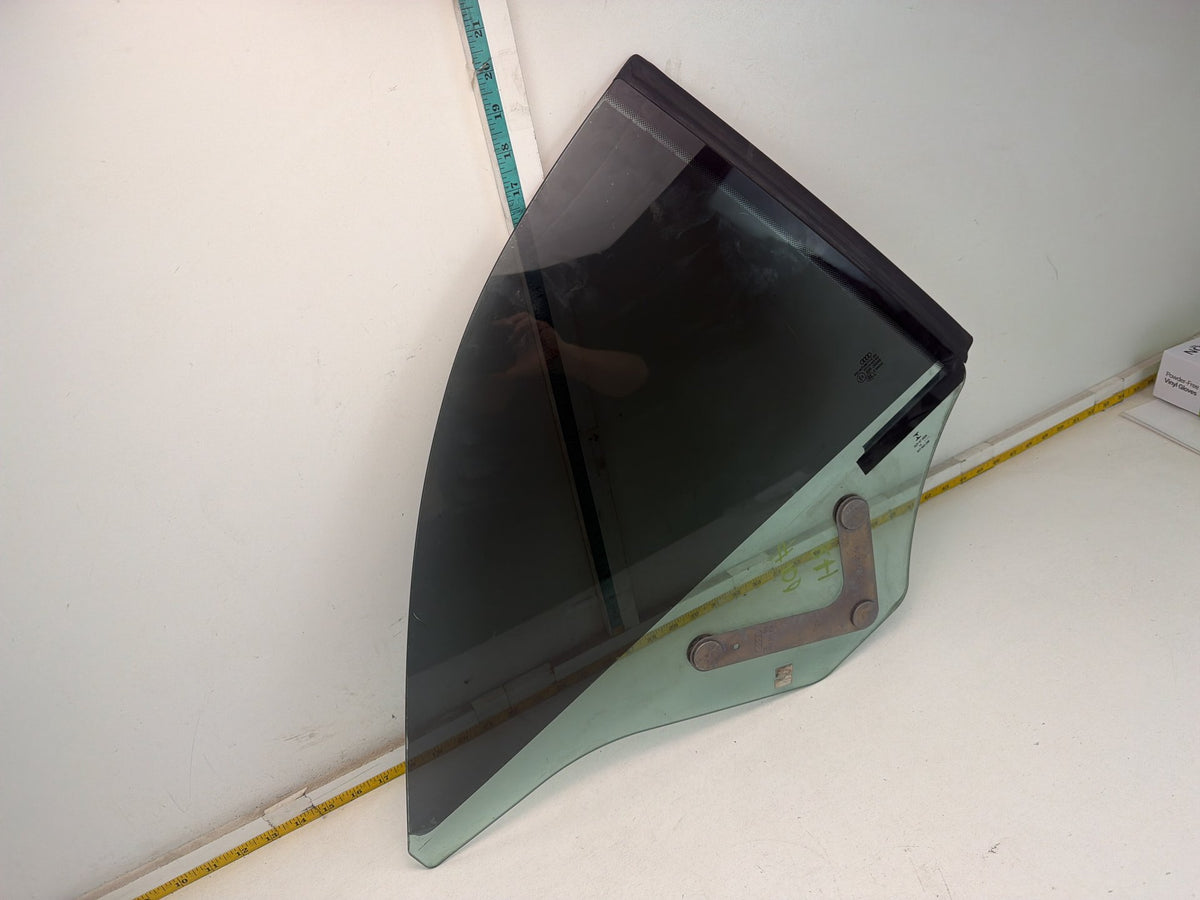 2015-2019 Audi A3 Rear Right Side Quarter Window Glass 8V7845298D OEM