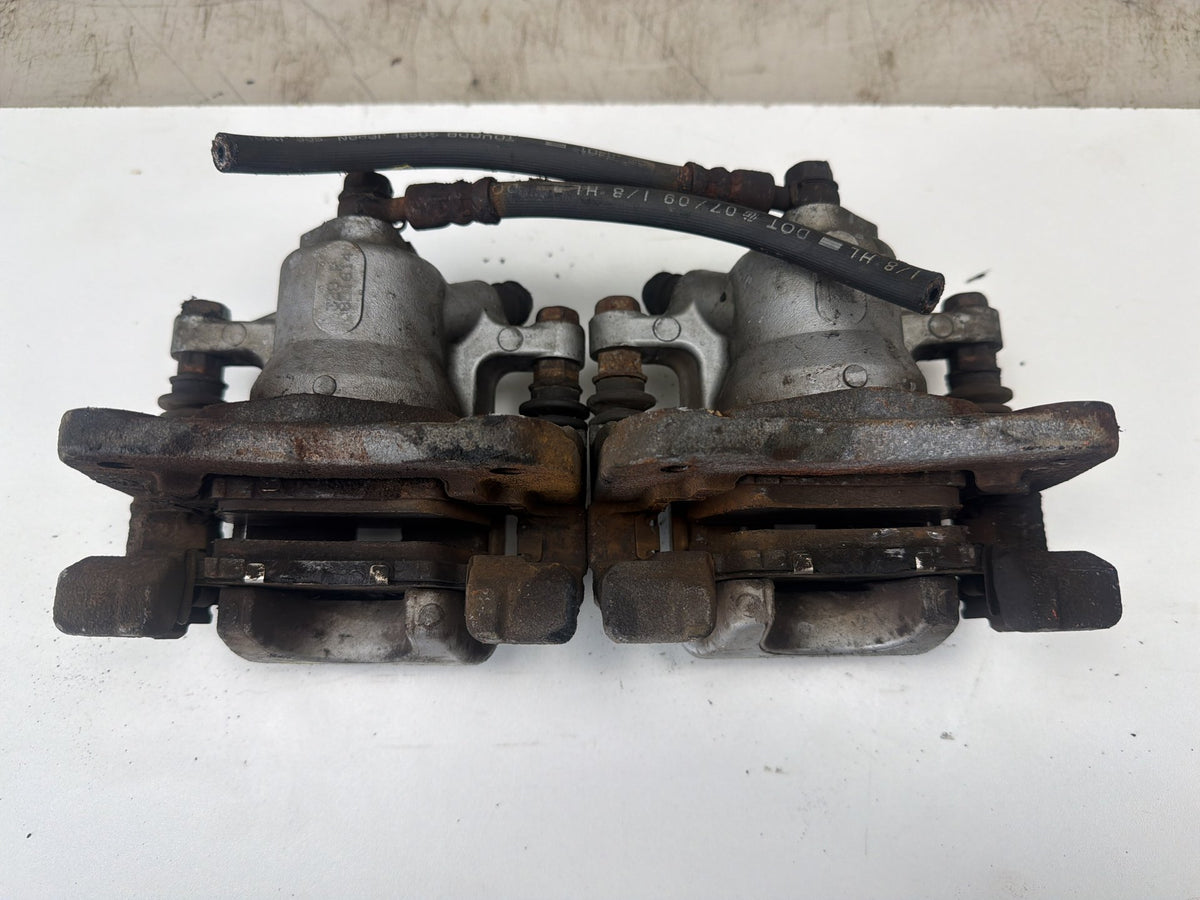 2007-2012 Lexus ES350 Front Brake Caliper Left Right Pair Set with Brackets OEM