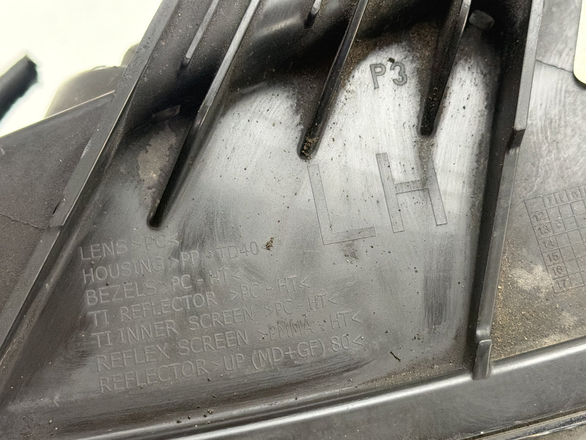 2014-2021 Jeep Grand Cherokee Front Left Driver Side Headlight M167510 OEM