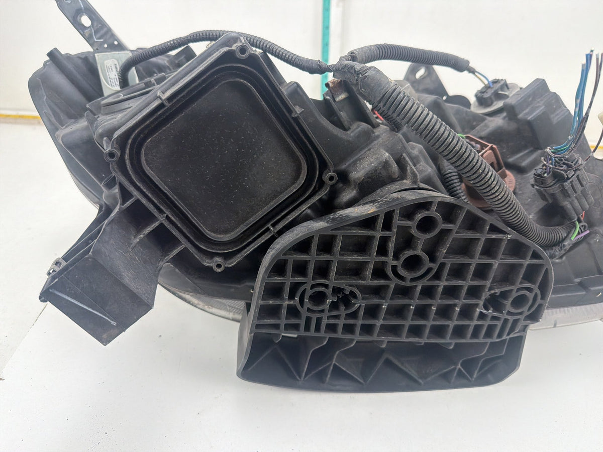 2013-2019 Nissan Sentra Front Left Driver Side Headlamp Headlight Assembly OEM