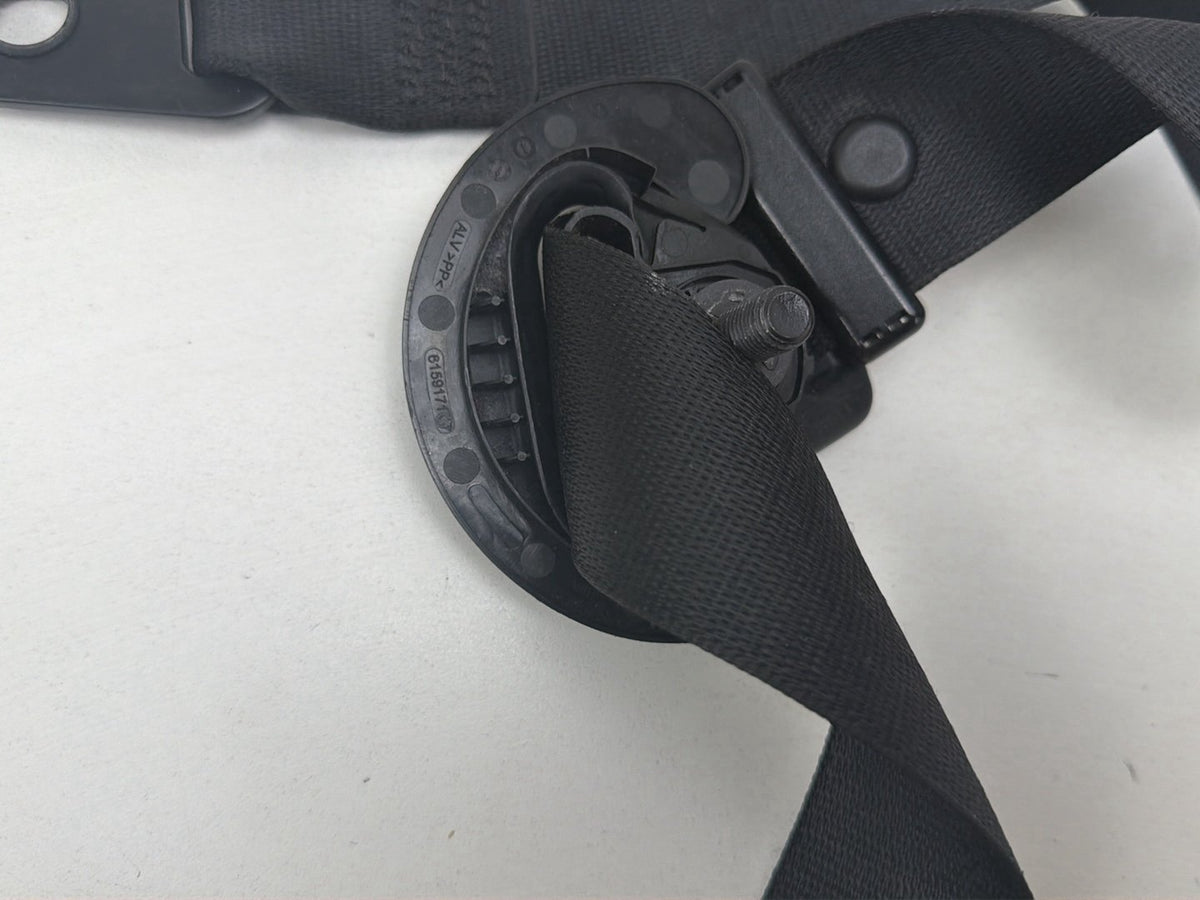 2013-2016 Mini Countryman Cooper S- Right Front Seat Belt PN: 617594700