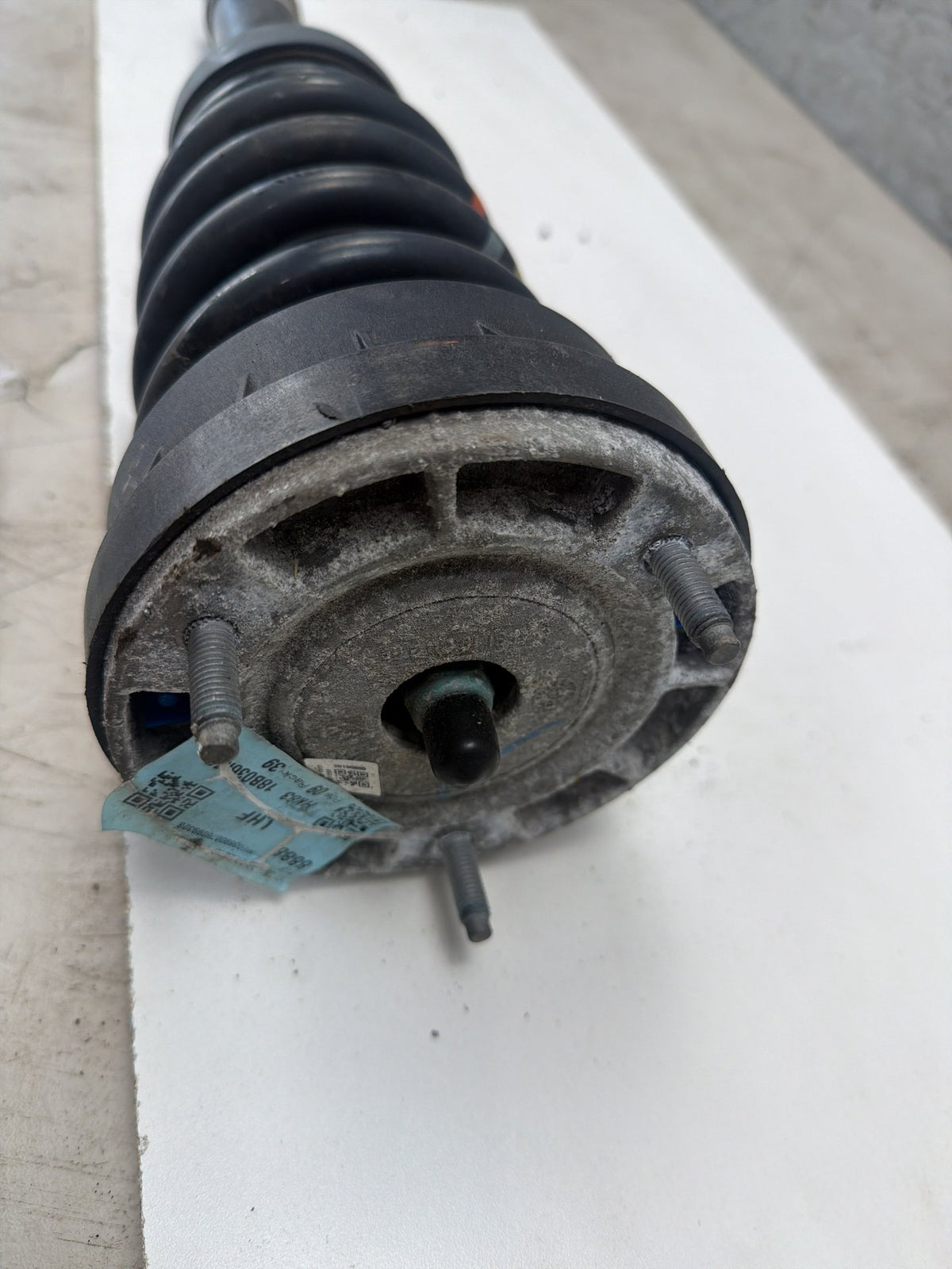 2017-2020 Jaguar F-Pace Left Front Suspension Shock Absorber HK83-18B036-MF OEM