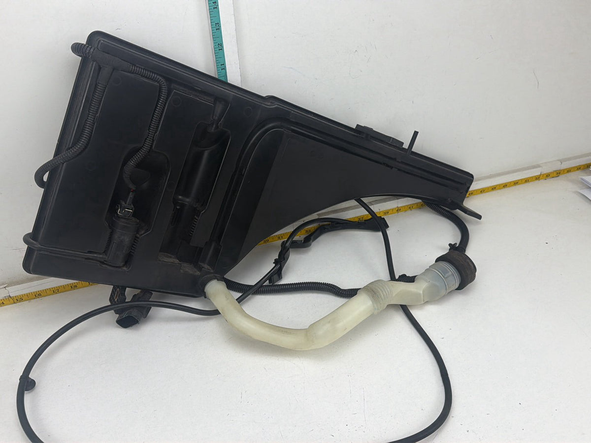 2014-2019 Maserati Ghibli III M157 Windshield Washer Reservoir Bottle Tank OEM