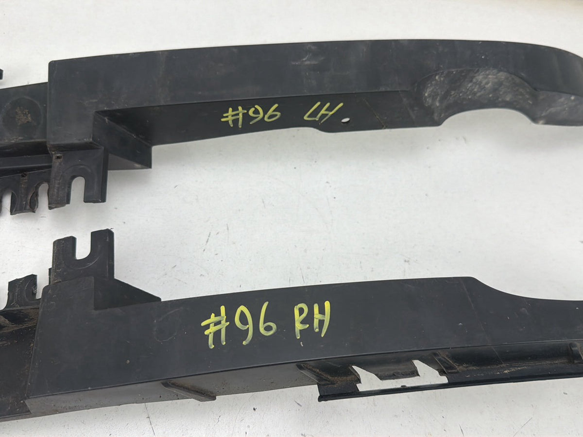 2010-2016 Buick LaCrosse Front Bumper Grille-Outer Support Set 20827887 OEM