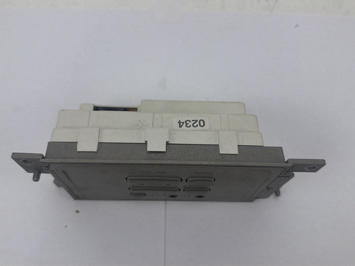 2003-2006 Lincoln Navigator U228-Audio Radio Headphone Control 2L7F-19A164-AB OEM