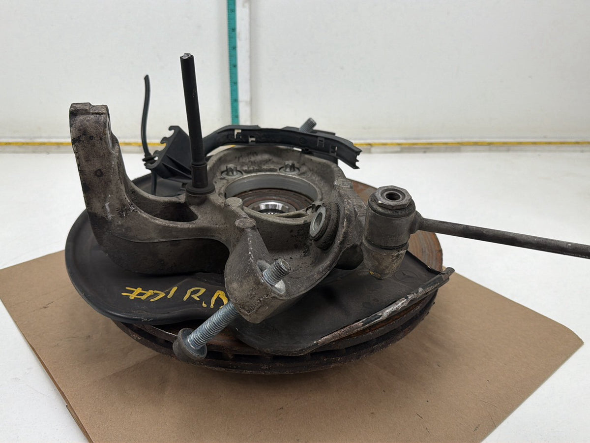 2007-2013 Mercedes S550 W221 Rear Right Spindle Knuckle Wheel Hub 2213502208 OEM