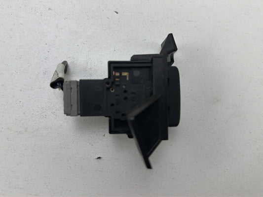 2005 Nissan 350Z Fuel Door/Boot Release Switch 25280-CD000 OEM