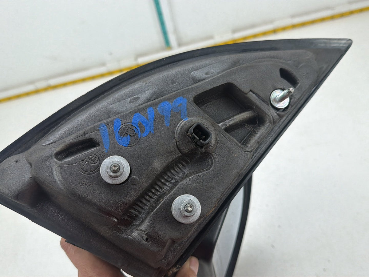 2006-2007 Saturn Vue Front Right Passenger Side Power Door Mirror OEM