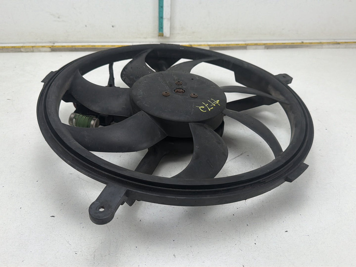 2007-2013 Mini Cooper S R56-Radiator Fan Motor Assembly M5758003,013030302 Bosch
