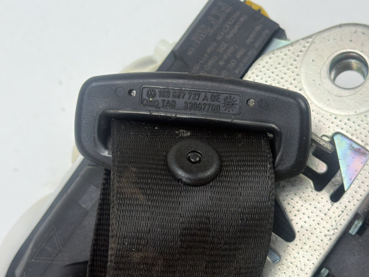 2012-2018 Audi A7 Quattro Front Left Driver Side Seat Belt 34075041C OEM