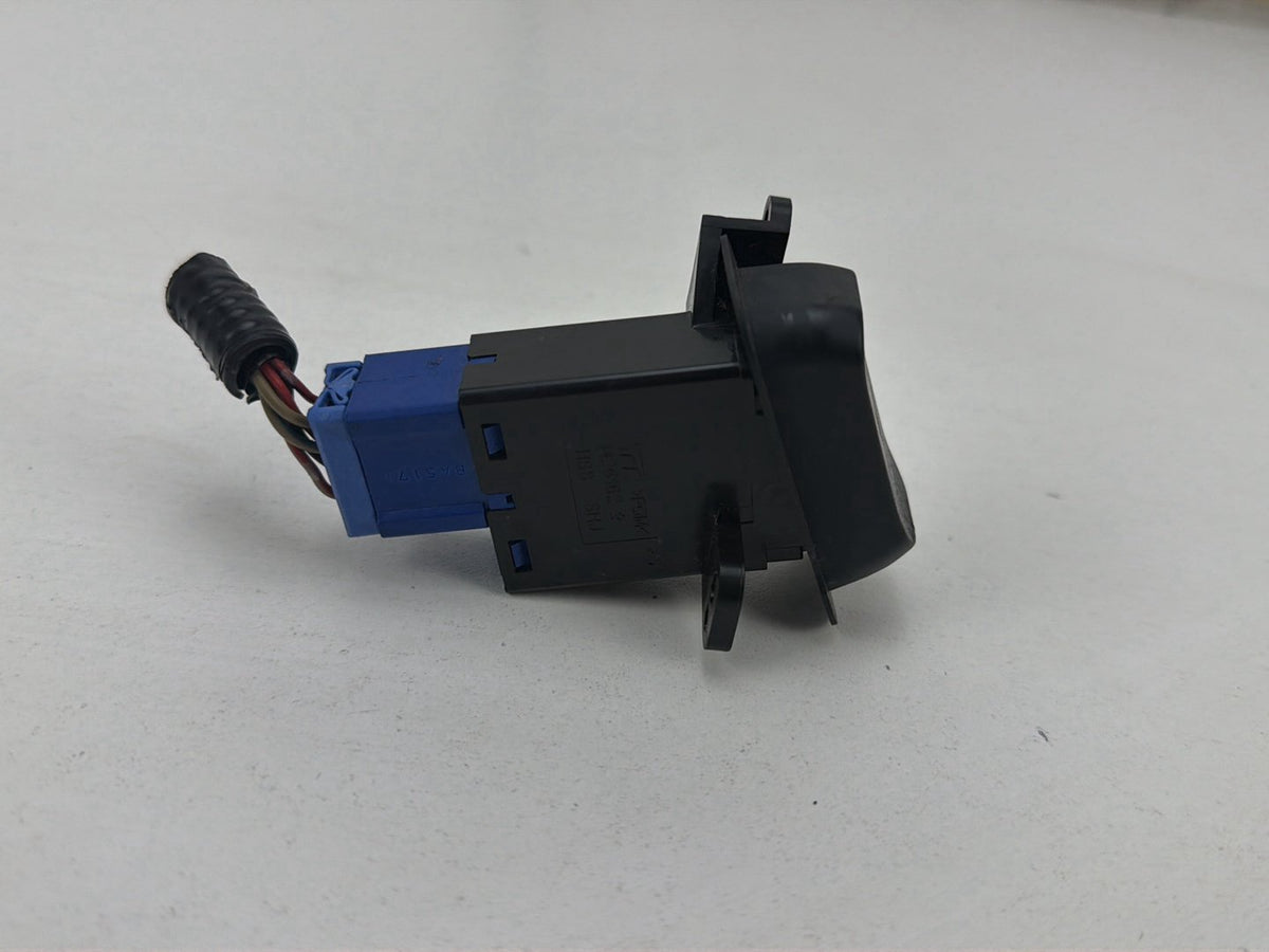2005-2010 Honda Odyssey Front Seat Heated Control Switch Button M26162 OEM