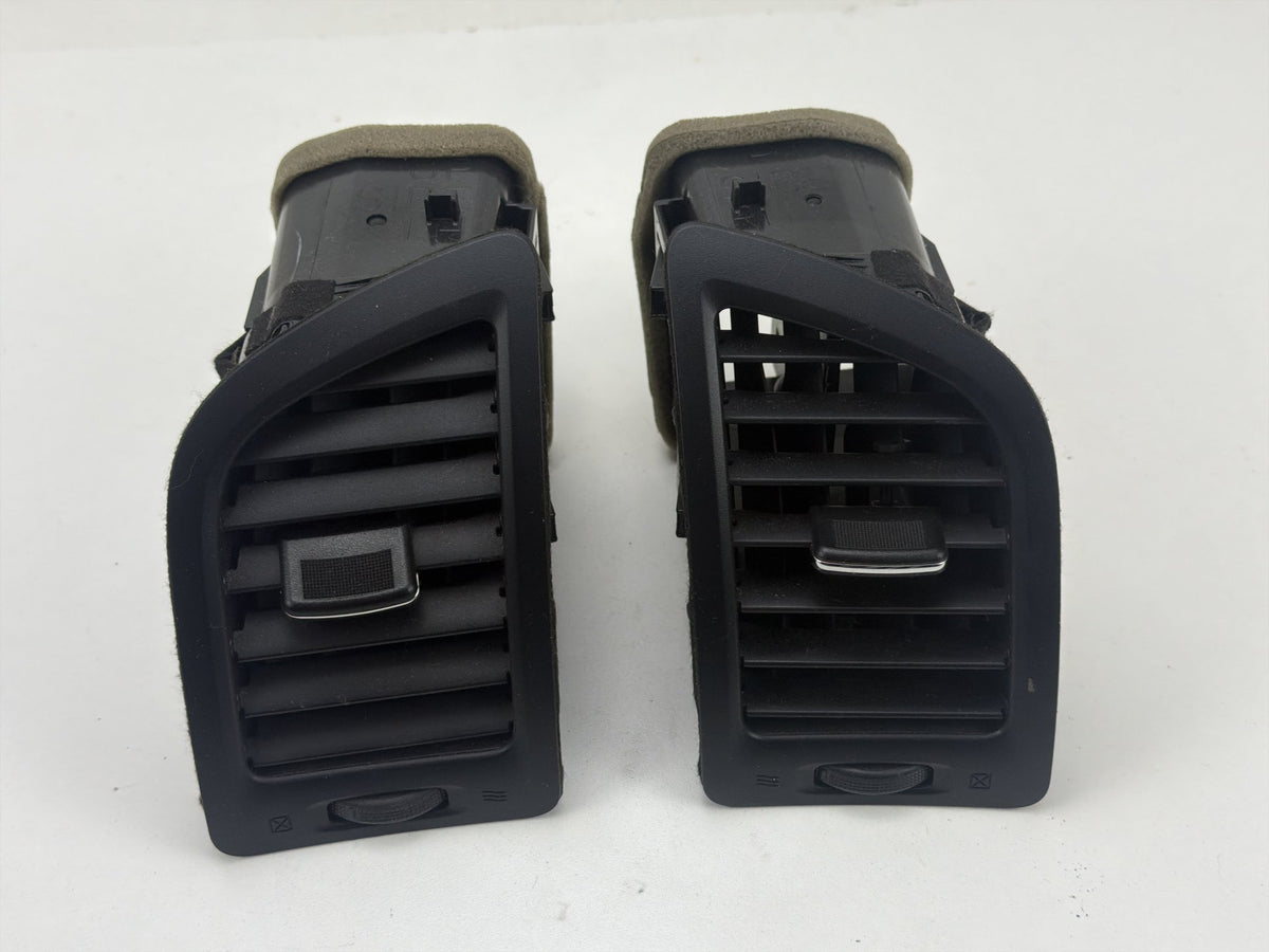 2013-2018 Nissan Altima Left & Right AC Air Vent Pair 68750-3TA0A OEM