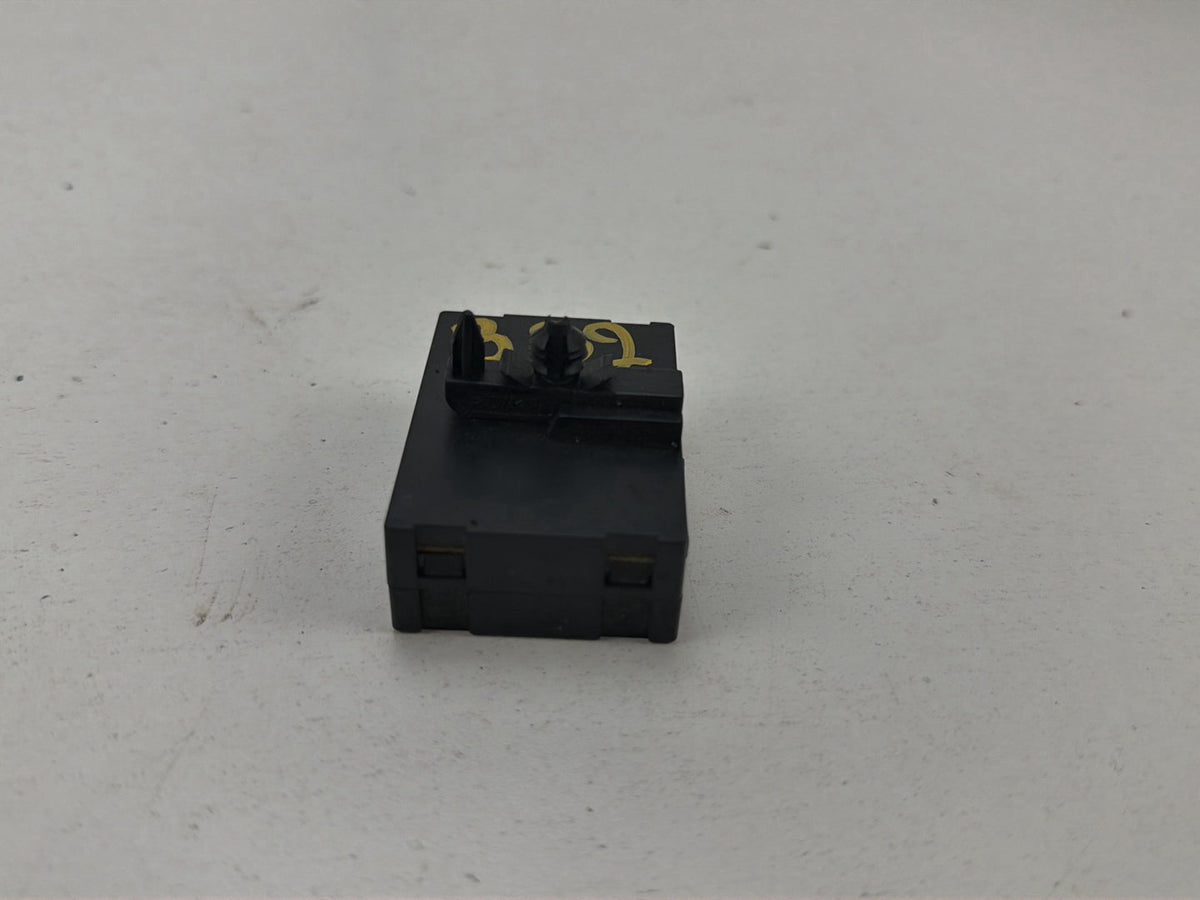 2010-2012 Mercedes-Benz E-Class Rear View Backup Camera Control Module OEM