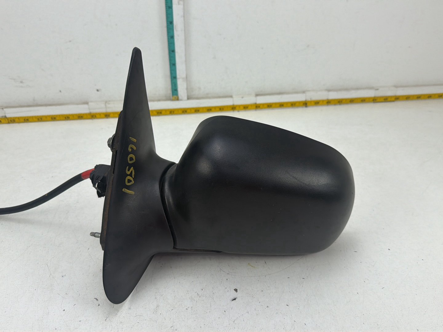 1998-2005 Ford Ranger Front Left Driver Side Power View Mirror E1011163 OEM