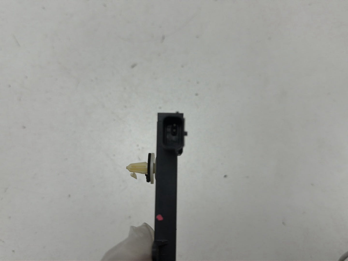 2013-2020 Lincoln MKZ Trunk Keyless Entry Passive Antenna DS7T-15603-CA OEM