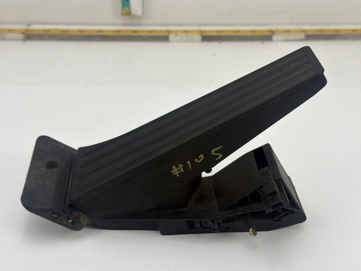 2009-2011 BMW 335i xDrive Floor Mounted Accelerator Gas Pedal Assembly OEM