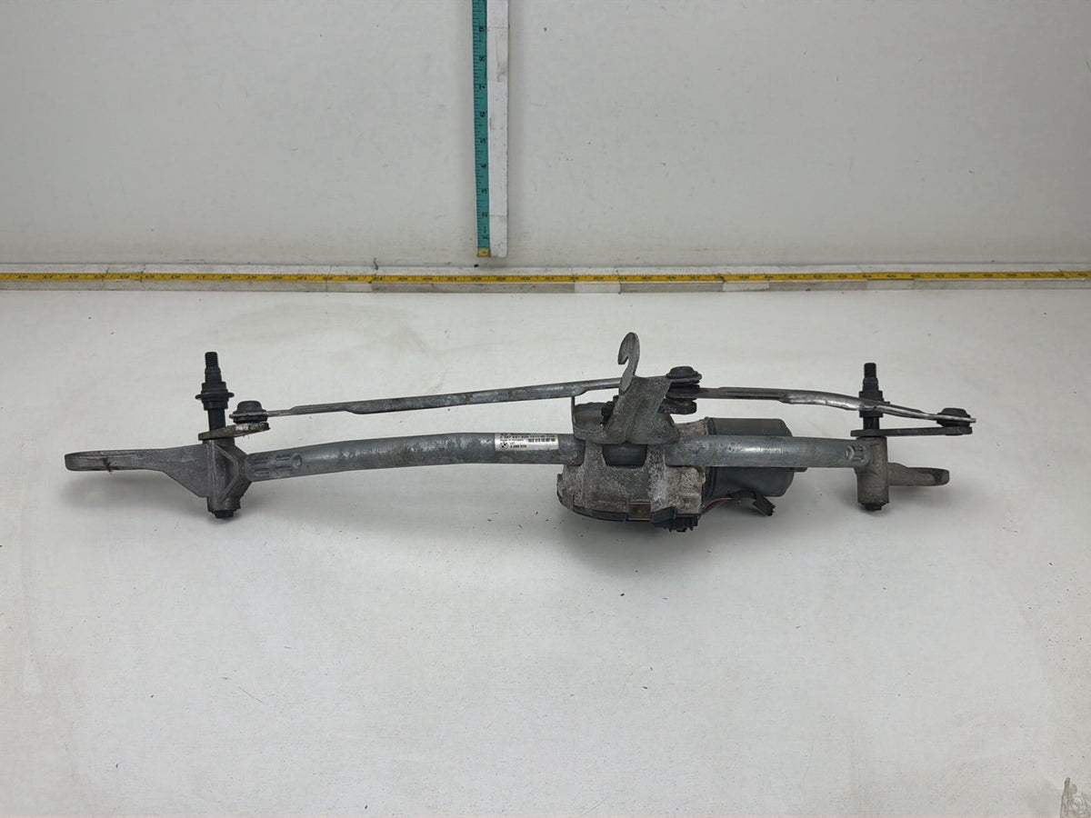 2012-2016 BMW 528i F10 Front Windshield Wiper Linkage w/ Motor 4899835 OEM