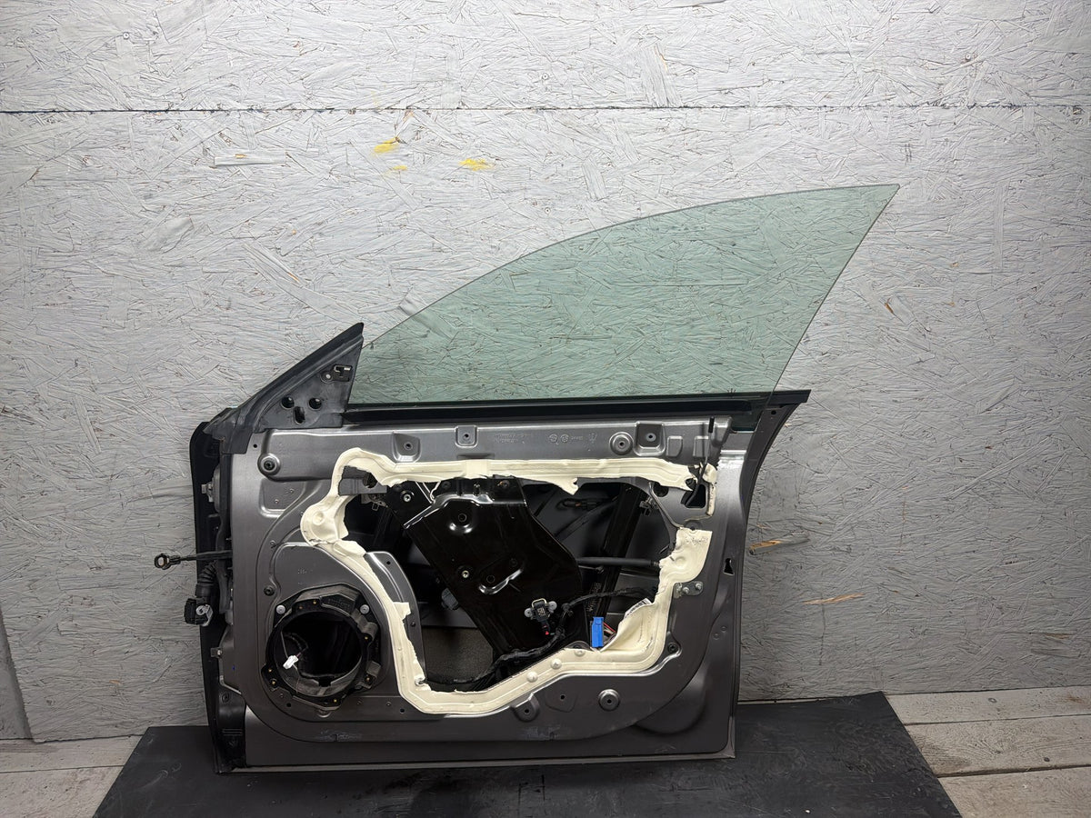 2014-2021 Maserati Quattroporte M156 Front Right Door Shell Panel w/ Glass OEM