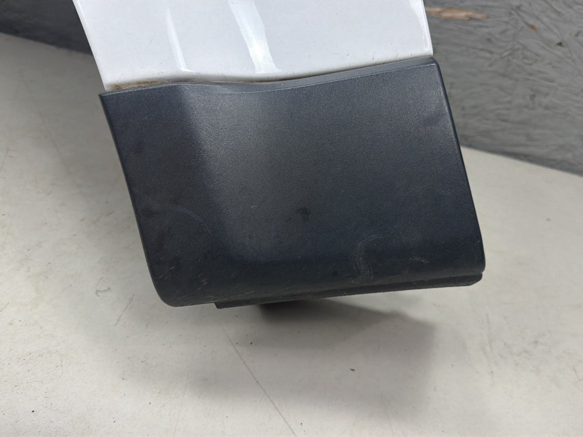 2010-2013 Land Rover Range Rover Sport Front Left Driver Side Fender Cover OEM